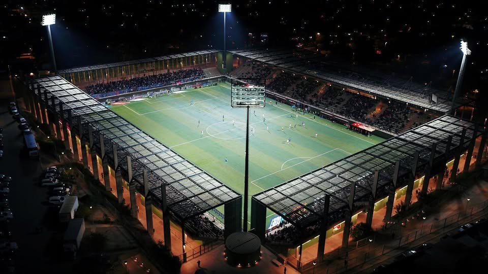 Estadio Luis Valenzuela Hermosilla